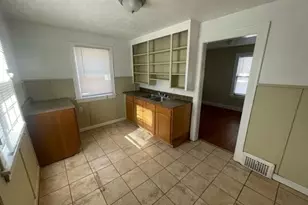 11714 Gay Ave, Loveland, OH 44105 - Photo 4