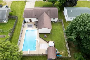 944 Edison St, Ashland, OH 44805 - Photo 2