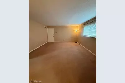 6385 Catawba Drive #1, Canfield, OH 44406 - Photo 2