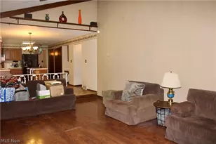 339 Country Club Blvd, Weirton, WV 26062 - Photo 20