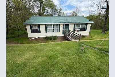 3219 Bay Road SE, Carrollton, OH 44615 - Photo 2
