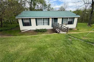 3219 Bay Rd SE, Carrollton, OH 44615 - Photo 2