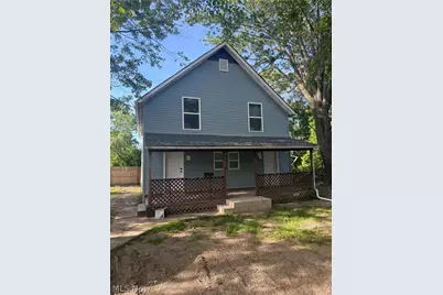 2069 E 29th Street, Lorain, OH 44055 - Photo 2