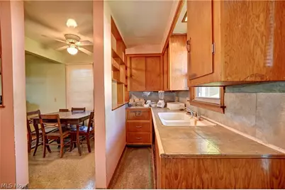 2123 Clearview Avenue NW, Canton, OH 44708 - Photo 10