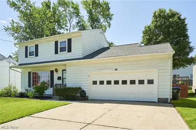 636 Franklin Avenue, Cuyahoga Falls, OH 44221 - Photo 2
