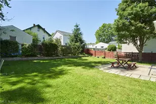 636 Franklin Ave, Cuyahoga Falls, OH 44221 - Photo 24