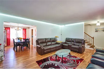 636 Franklin Avenue, Cuyahoga Falls, OH 44221 - Photo 6