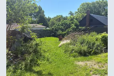 2512 42nd Street NW, Canton, OH 44709 - Photo 4