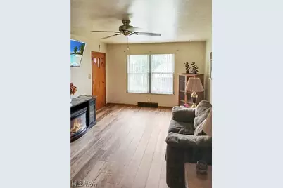 98 Summers Street, Weirton, WV 26062 - Photo 4