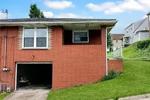 98 Summers St, Weirton, WV 26062 - Photo 2