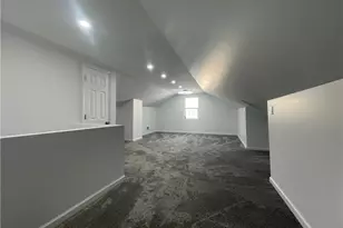 7915 Snow Rd, Parma, OH 44129 - Photo 20