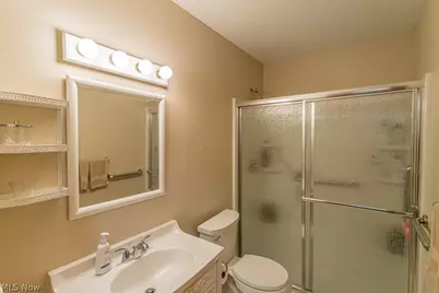 3154 Northwest Boulevard NW, Warren, OH 44485 - Photo 16
