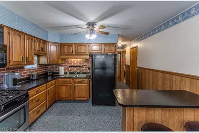 3154 Northwest Boulevard NW, Warren, OH 44485 - Photo 10