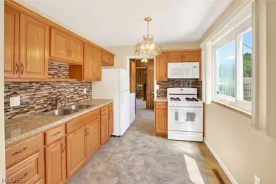 4307 W 146th Street, Loveland, OH 44135 - Photo 4