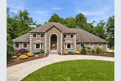 1337 Meadowood Circle, Poland, OH 44514 - Photo 1