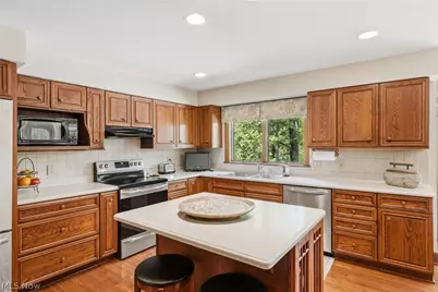 1337 Meadowood Circle, Poland, OH 44514 - Photo 28