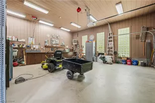 1337 Meadowood Cir, Poland, OH 44514 - Photo 48
