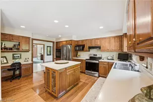 1337 Meadowood Cir, Poland, OH 44514 - Photo 30