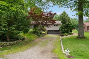 1254 Cherry Ln, Uniontown, OH 44685 - Photo 2