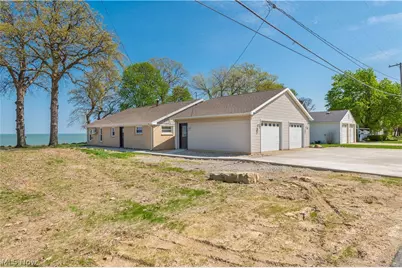 3842 Edgewater Drive, Vermilion, OH 44089 - Photo 1