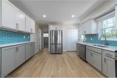 3842 Edgewater Drive, Vermilion, OH 44089 - Photo 10