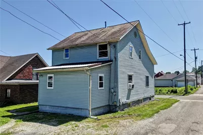 110 8th Street SW, New Philadelphia, OH 44663 - Photo 2