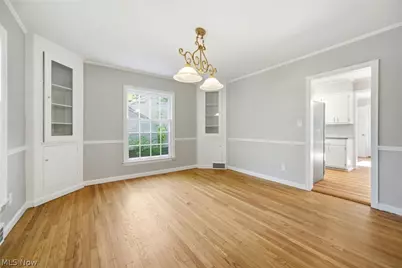 2673 Belvoir Boulevard, Huber Heights, OH 44122 - Photo 6