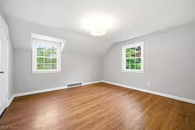 2673 Belvoir Boulevard, Huber Heights, OH 44122 - Photo 14