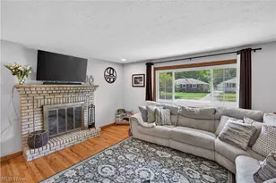 35577 Freed Dr, Eastlake, OH 44095 - Photo 4