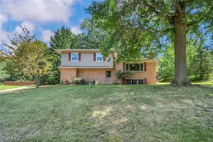 8560 Glennridge Ave NW, Clinton, OH 44216 - Photo 2