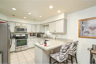 251 Westberry Circle, Tallmadge, OH 44278 - Photo 10