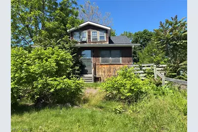 1021 Lakeview Avenue NW, Canton, OH 44708 - Photo 1