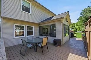 630 Moorfield Rd, Akron, OH 44333 - Photo 40