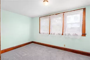 342 Washington Ave, Barberton, OH 44203 - Photo 16