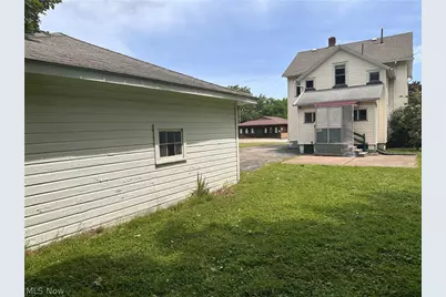 3323 Lake Avenue, Ashtabula, OH 44004 - Photo 38