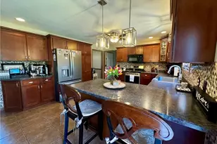 10520 Carrousel Woods Dr, New Middletown, OH 44442 - Photo 22