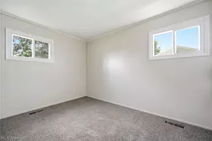 4316 Charleston Ave, Lorain, OH 44055 - Photo 14