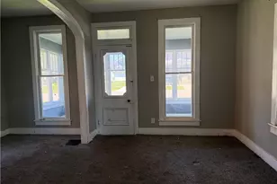 506 E Gorgas St, Louisville, OH 44643 - Photo 8