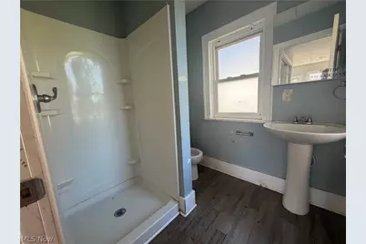 506 E Gorgas Street, Louisville, OH 44643 - Photo 6