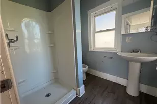 506 E Gorgas St, Louisville, OH 44643 - Photo 6