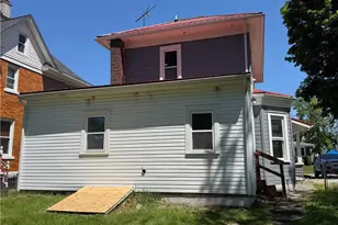 506 E Gorgas St, Louisville, OH 44643 - Photo 4
