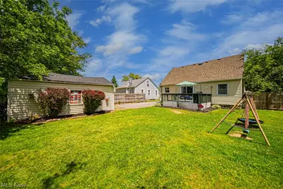 172 Brandtson Avenue, Elyria, OH 44035 - Photo 32