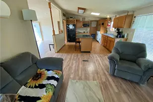 150 Rolling Acres Cir W, Massillon, OH 44647 - Photo 4