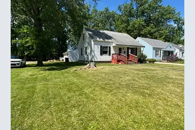 2378 Linda Drive NW, Warren, OH 44485 - Photo 2