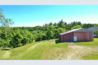 5759 College Hill Road, Cambridge, OH 43725 - Photo 8