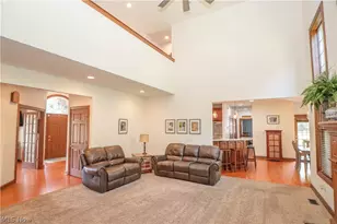 6612 Greyhawk St NW, Canton, OH 44708 - Photo 8