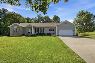 3859 Mayfair Ln, Cambridge, OH 43725 - Photo 1