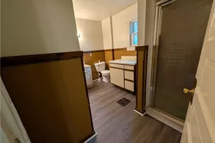 564 Carroll St, Akron, OH 44304 - Photo 20
