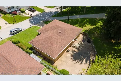 136 McHendry Street, Weirton, WV 26062 - Photo 10