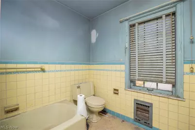 959 Allison Avenue, Lorain, OH 44052 - Photo 24